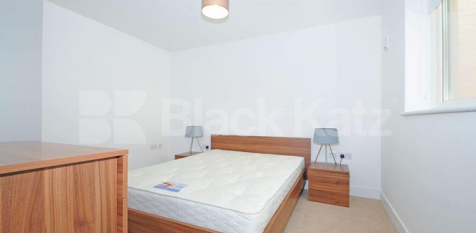 			UNDER OFFER , 1 Bedroom, 1 bath, 1 reception Penthouse			 Parker Building, Freda Street , Bermondsey